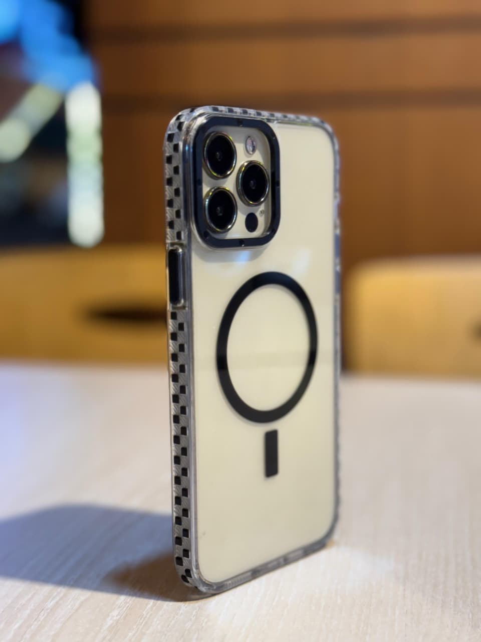 Luxury Shockproof MagSafe Clear Case – For iPhone2