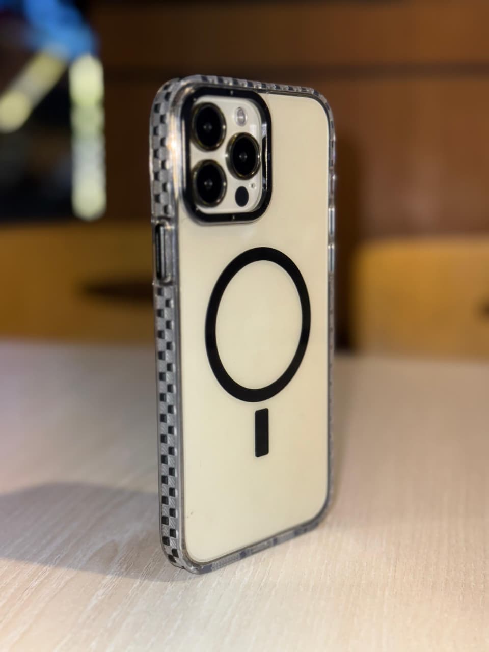 Luxury Shockproof MagSafe Clear Case – For iPhone3